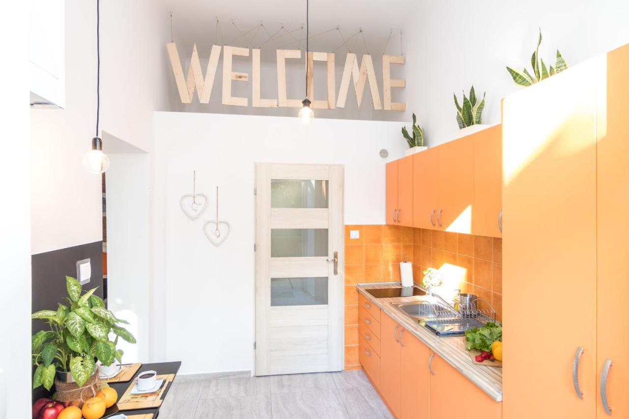 Cracow Best Location Apartment With Garden By Cozyplace Krakow Bagian luar foto