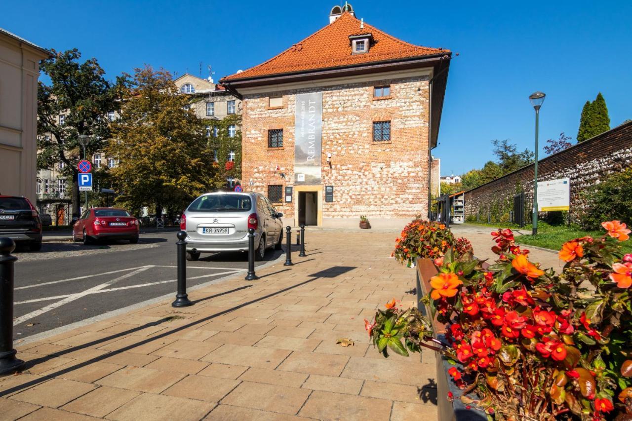 Cracow Best Location Apartment With Garden By Cozyplace Krakow Bagian luar foto