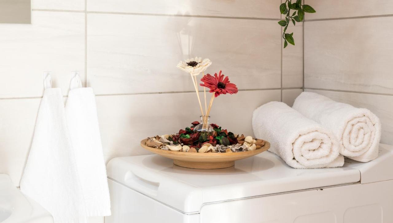 Cracow Best Location Apartment With Garden By Cozyplace Krakow Bagian luar foto