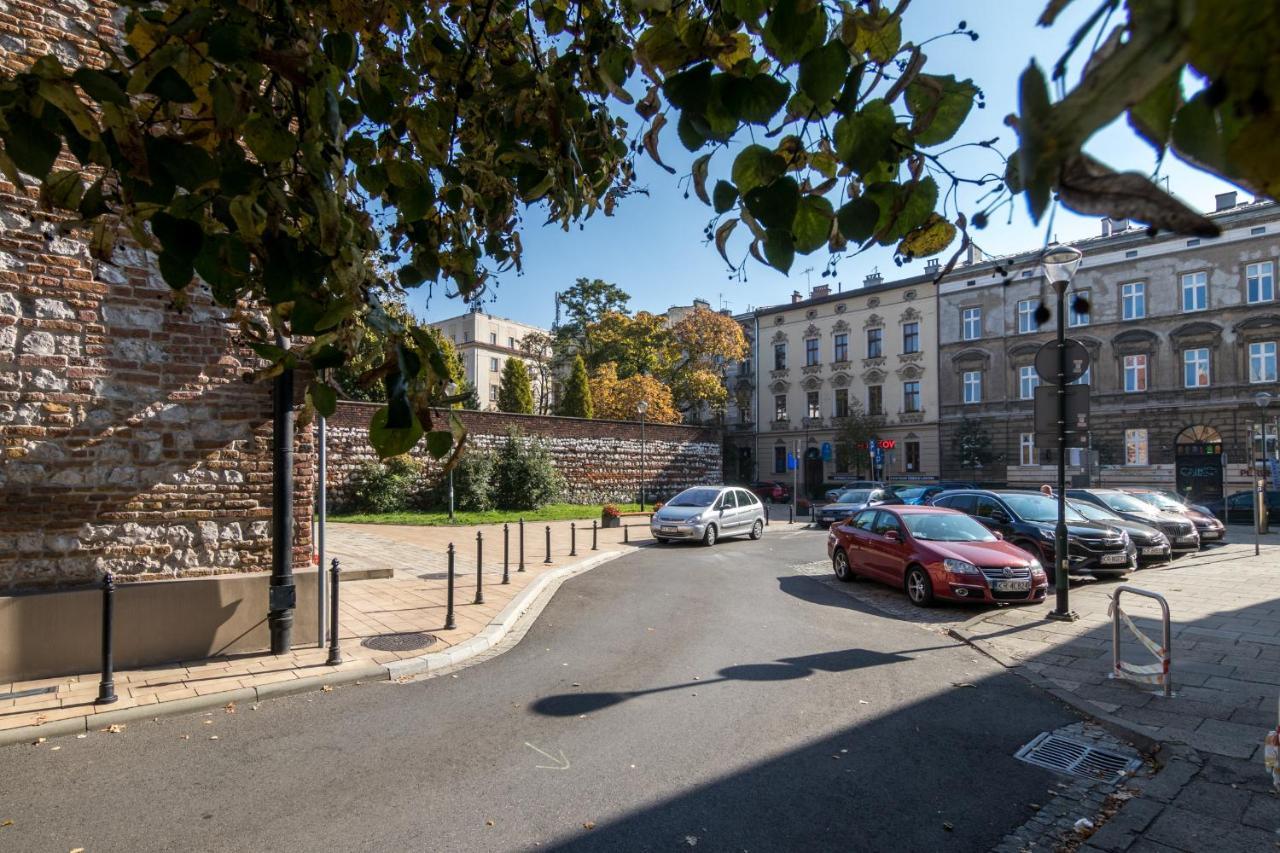 Cracow Best Location Apartment With Garden By Cozyplace Krakow Bagian luar foto