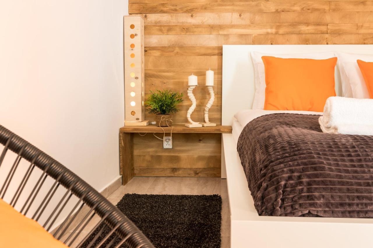 Cracow Best Location Apartment With Garden By Cozyplace Krakow Bagian luar foto